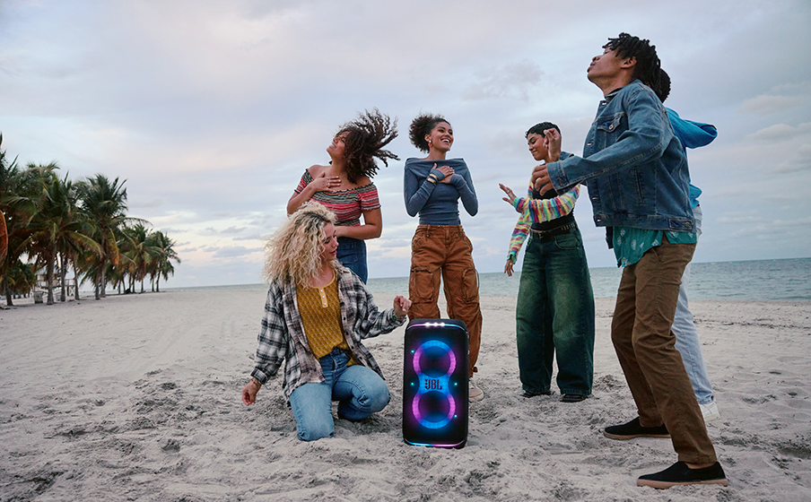 播放時間長達 12 小時