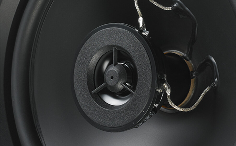 強勁的 JBL 音質
