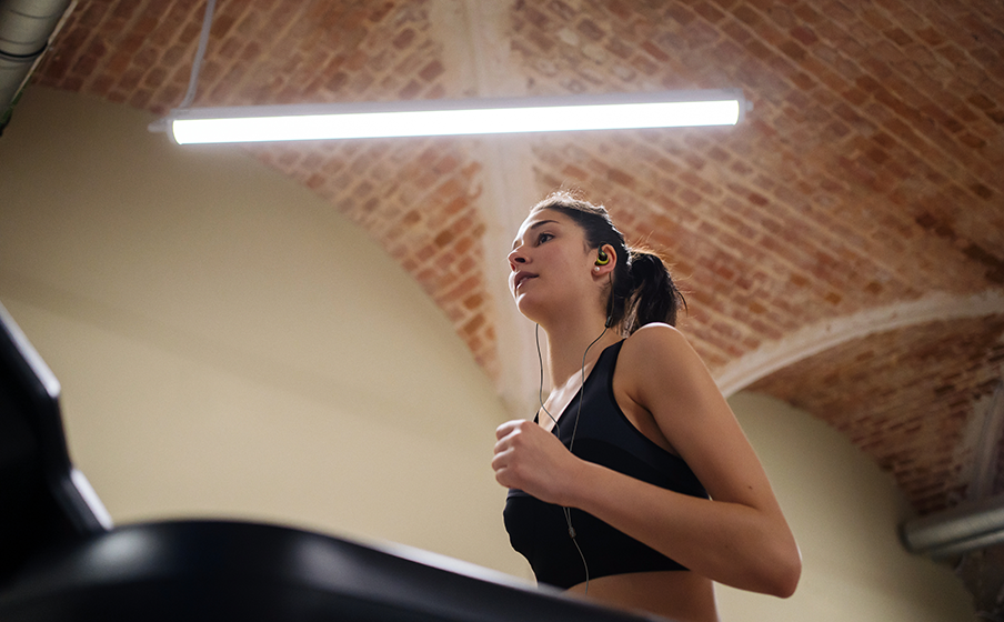 FlipHook&trade; 科技，適合多樣化的配戴風格