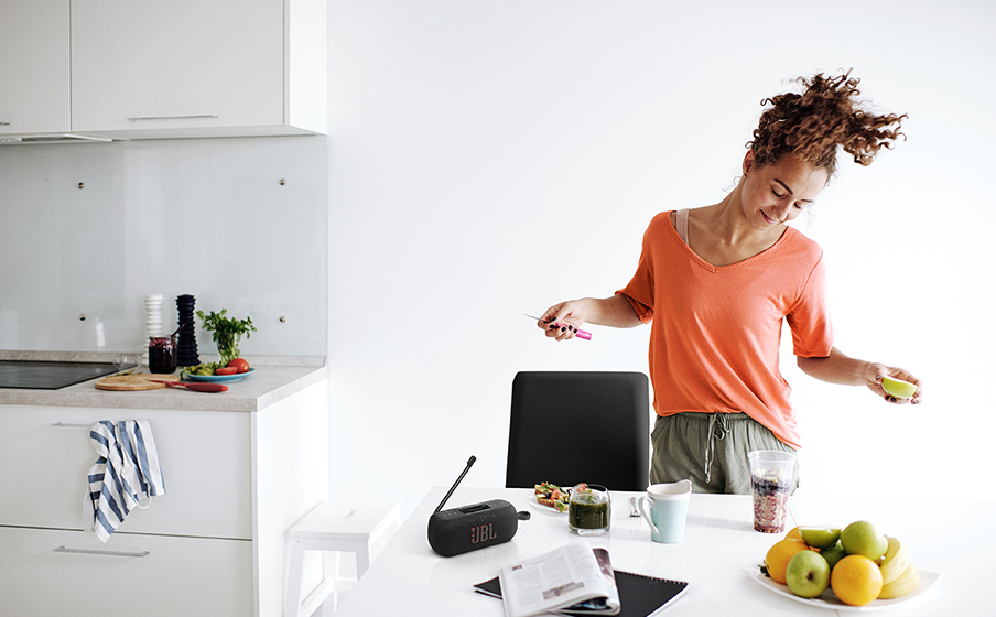 播放時間長達 15 小時