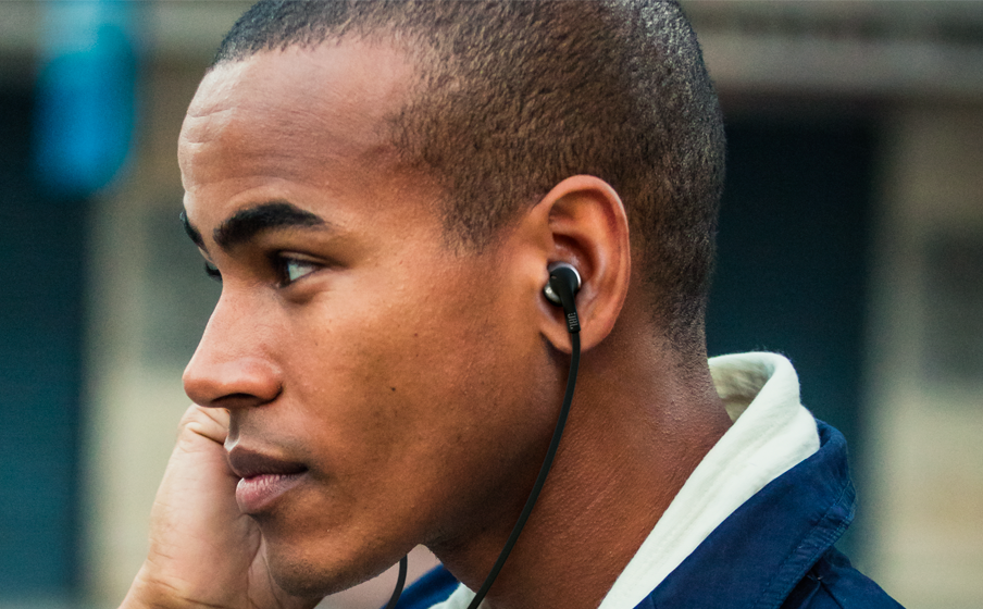 JBL Pure Bass 音效